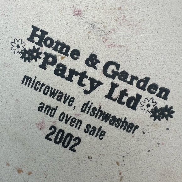 Home & Garden Party Magnolia
Soap Sponge Stone Dish 2002 - Picture 3 of 3